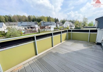 Stilvolle Dachgeschoss-Wohnung mit Balkon am Eichert