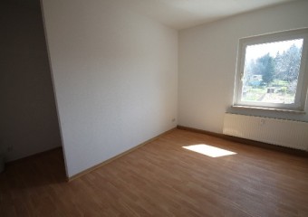 Kleine Single-Wohnung in Geyer!