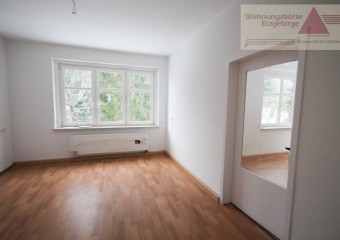 Großzügige 3-Raum-Wohnung in Breitenbrunn zu vermieten